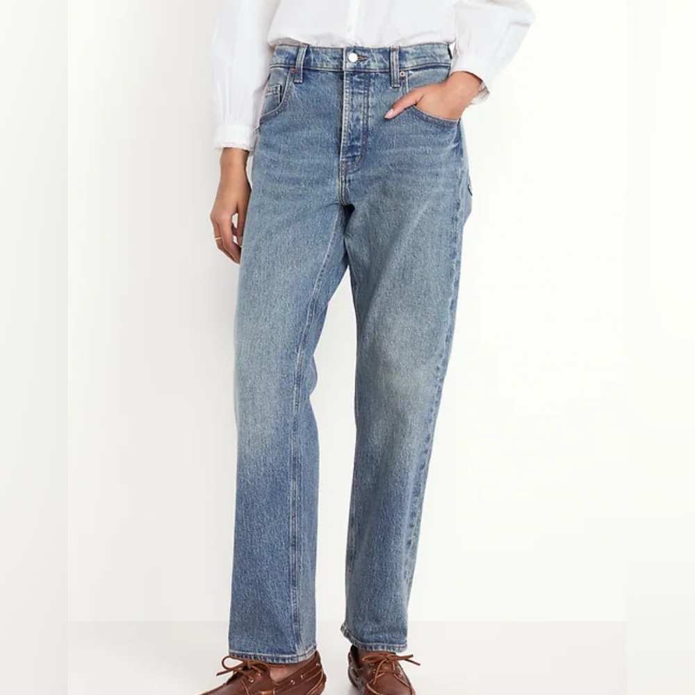 Old Navy Boyfriend Extra High Rise Jean